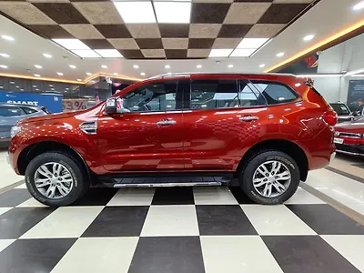 2017 Ford Endeavour Titanium 3.2 4x4 AT