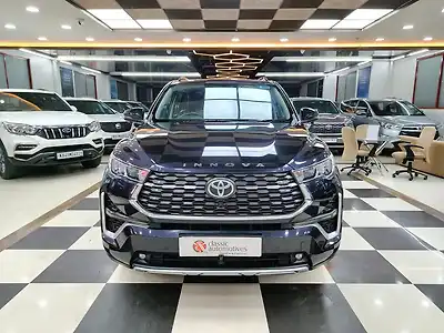 2024 टोयोटा इनोवा हायक्रॉस VX (O) Hybrid (Electric + Petrol) Automatic (e-CVT) 7 STR 1