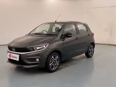 2020 टाटा टियागो रेवोट्रॉन xz प्लस ड्युअल टोन 1