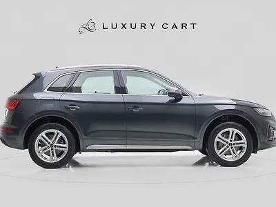 2022 Audi Q5 Technology 45 TFSI