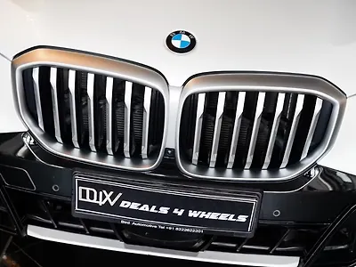 2025 BMW X5 xDrive40i M Sport Pro