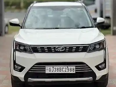 2020 महिंद्रा XUV300 w8 (o) 1.5 डीज़ल [2020] 1