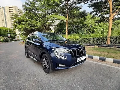2022 Mahindra XUV700 AX 7 Diesel  AT Luxury Pack 7 STR [2021] 1