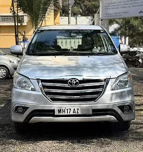 2013 Toyota Innova 2.5 ZX 7 STR BS-III 1 2013 Toyota Innova 2.5 ZX 7 STR BS-III 1