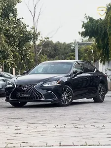 2024 Lexus ES 500e 300h Exquisite 1 2024 Lexus ES 500e 300h Exquisite 1