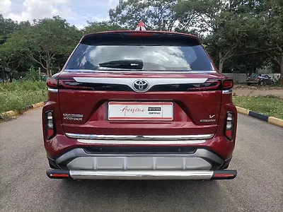 2024 Toyota Urban Cruiser Hyryder V NeoDrive