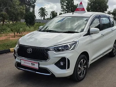 2024 Toyota Rumion V MT