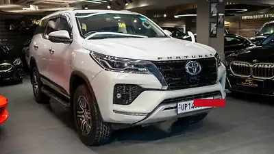 2024 Toyota Fortuner 4x2 2WD Petrol 2.7L Automatic 1