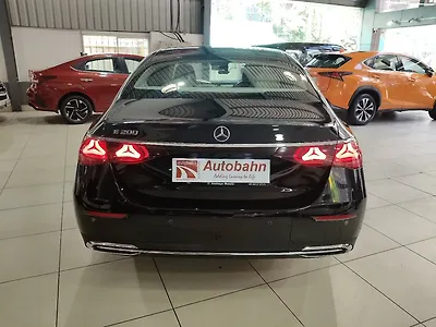 2025 Mercedes-Benz E-Class E200