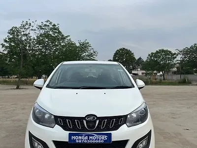 2019 Mahindra Marazzo M6 7 STR 1