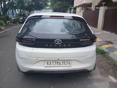2020 Tata Altroz XE Petrol
