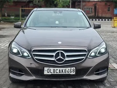 2015 Mercedes-Benz E-Class E200 1