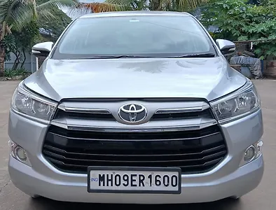 2017 Toyota Innova Crysta 2.8 G AT 1 2017 Toyota Innova Crysta 2.8 G AT 1