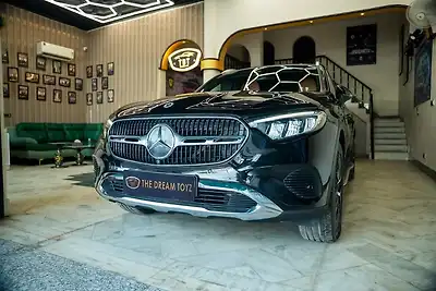 2024 Mercedes-Benz GLC 300 4MATIC 1