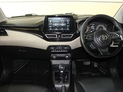 2023 Toyota Glanza G AMT