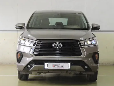 2022 Toyota Innova Crysta VX 2.4 7 STR 1