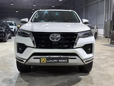 2022 Toyota Fortuner 4X4 AT 2.8 Diesel 1