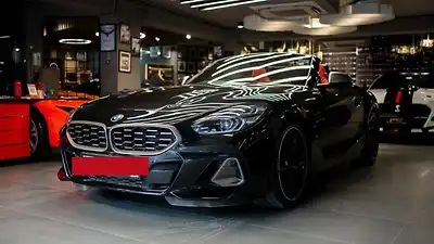 2025 BMW Z4 M 40i 1