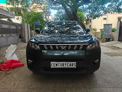 2023 Mahindra XUV300 W8 (O) 1.5 Diesel 1