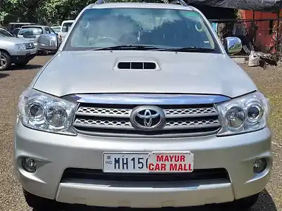 2011 टोयोटा फ़ॉर्च्यूनर 3.0 एमटी 1
