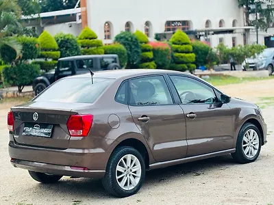 2016 Volkswagen Ameo Highline1.2L (P)