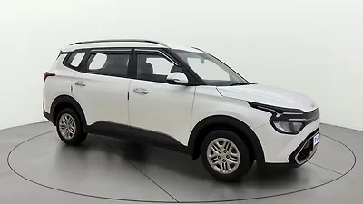 2023 Kia Carens Prestige 1.5 Petrol MT 7 STR 1 2023 Kia Carens Prestige 1.5 Petrol MT 7 STR 1