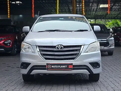 2014 Toyota Innova 2.5 G 7 STR BS-III 1 2014 Toyota Innova 2.5 G 7 STR BS-III 1