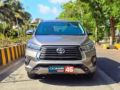 2022 टोयोटा इनोवा क्रिस्टा zx 2.4 एटी 7 सीटर 1