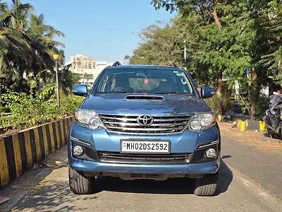2014 Toyota Fortuner 3.0 4x2 MT 1