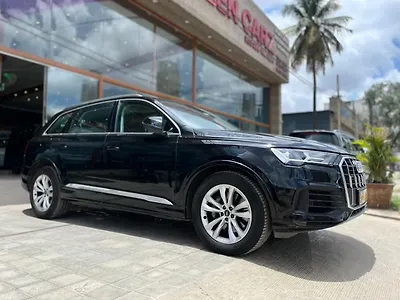 2022 Audi Q7 Premium Plus 55 TFSI