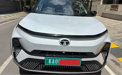 2024 Tata Nexon EV Empowered 45.0 kWh 1 2024 Tata Nexon EV Empowered 45.0 kWh 1