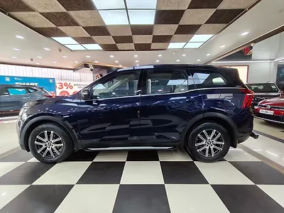 2021 Mahindra Old Generation XUV700 AX 7 Petrol AT Luxury Pack 7 STR