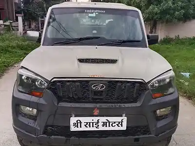 2017 महिंद्रा स्कॉर्पियो s4 प्लस 1