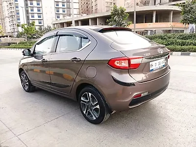 2018 Tata Tigor Revotron XZ (O) 1 2018 Tata Tigor Revotron XZ (O) 1