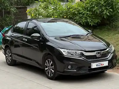 2019 होंडा सिटी वी सीवीटी पेट्रोल 1