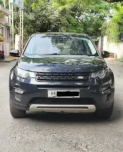 2017 Land Rover Discovery Sport HSE 7-Seater 1