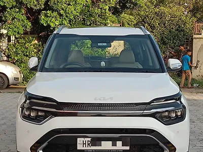 2022 Kia Carens Luxury Plus 1.5 Diesel 6 STR 1