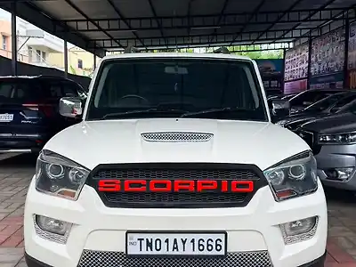 2015 महिंद्रा स्कॉर्पियो s6 प्लस 1