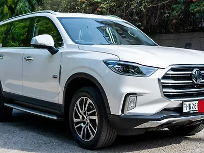 2025 MG Gloster Savvy 4WD Diesel Turbo Automatic 6 STR 1