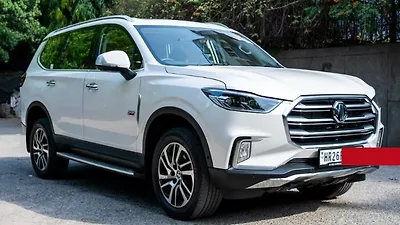 2025 MG Gloster Savvy 4WD Diesel Turbo Automatic 6 STR 1 2025 MG Gloster Savvy 4WD Diesel Turbo Automatic 6 STR 1