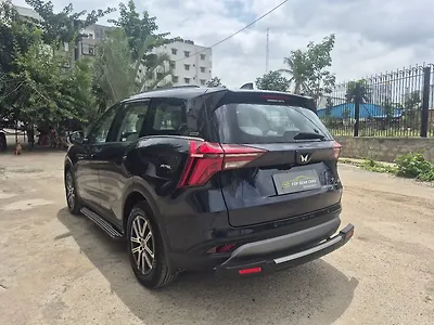 2024 Mahindra Old Generation XUV700 AX 7 Petrol AT 7 STR