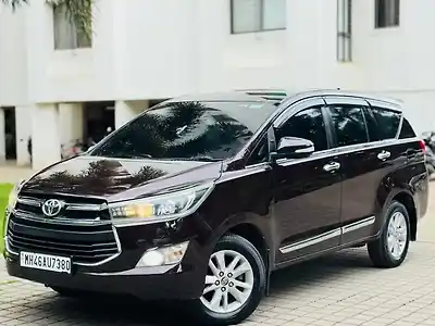 2016 टोयोटा इनोवा क्रिस्टा 2.4 V डीज़ल 1