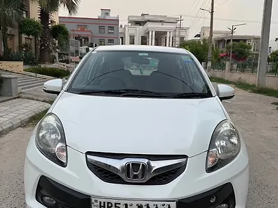 2015 Honda Brio VX  (O) AT 1
