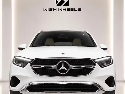 2025 Mercedes-Benz GLC 300 4MATIC 1