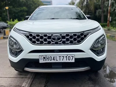 2023 Tata Safari XZA Plus 1