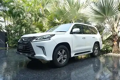 2022 लेक्सस LX v8 ऑटोमैटिक 1 2022 लेक्सस LX v8 ऑटोमैटिक 1