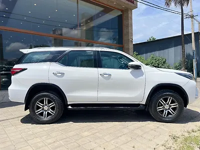 2021 Toyota Fortuner 2.8 4x2 MT