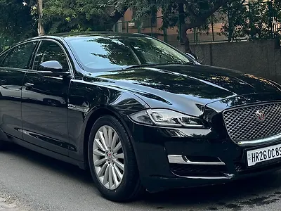 2017 जैगुवार xj 2.0 पोर्टफ़ोलियो 1 2017 जैगुवार xj 2.0 पोर्टफ़ोलियो 1