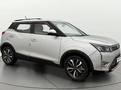 2019 महिंद्रा XUV300 w8 (o) 1.2 पेट्रोल 1