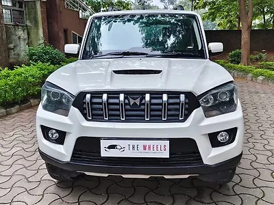2018 Mahindra Scorpio S7 120 2WD 8 STR 1